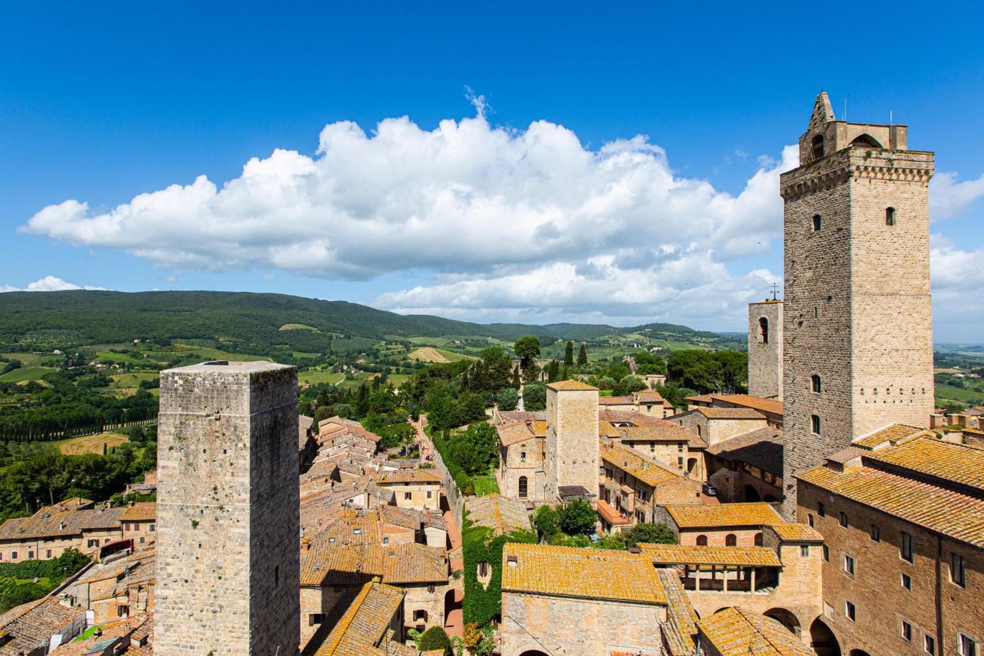 Appartamento The Artists' Tower - Amazing View From The Tower San Gimignano Esterno foto