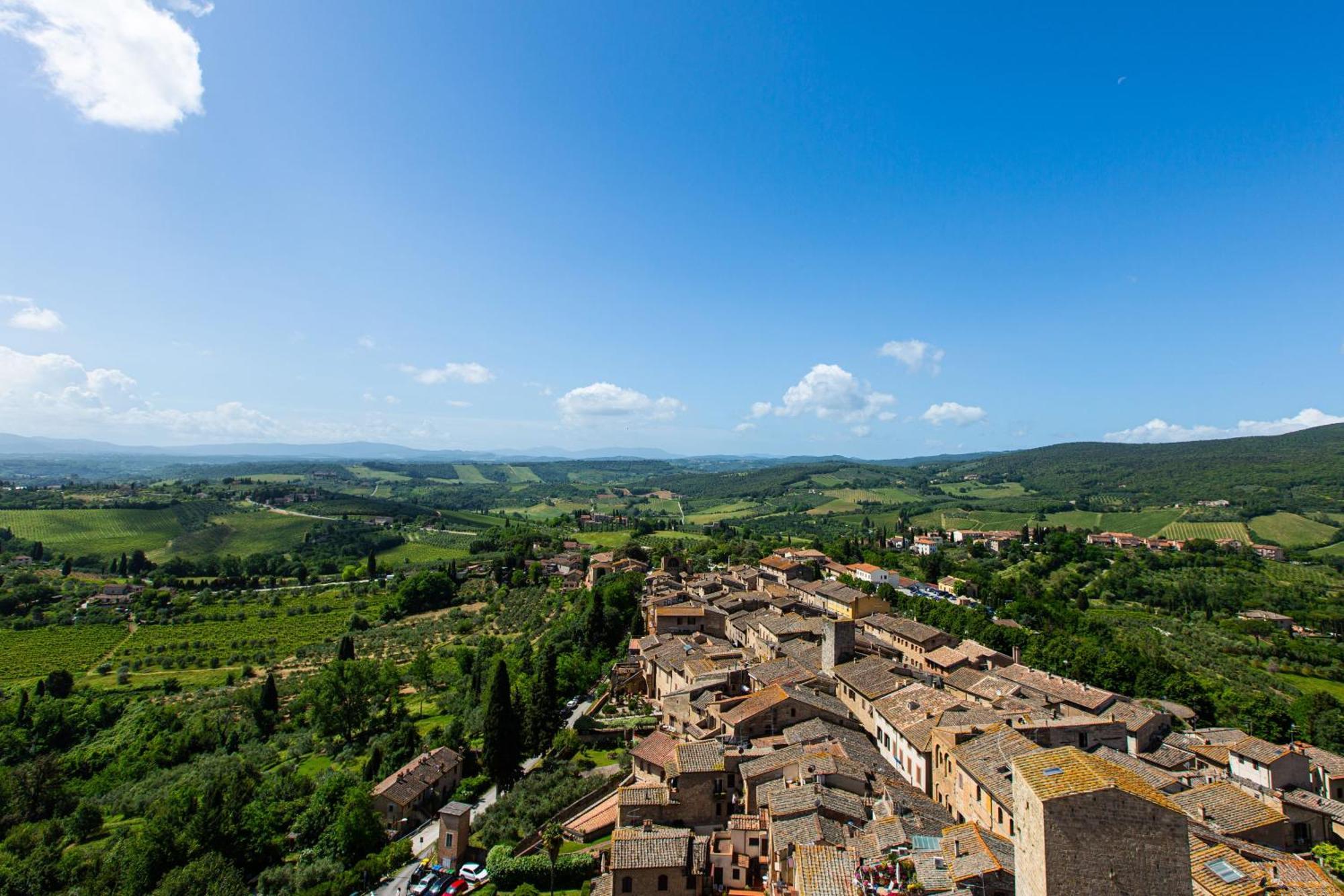 Appartamento The Artists' Tower - Amazing View From The Tower San Gimignano Esterno foto
