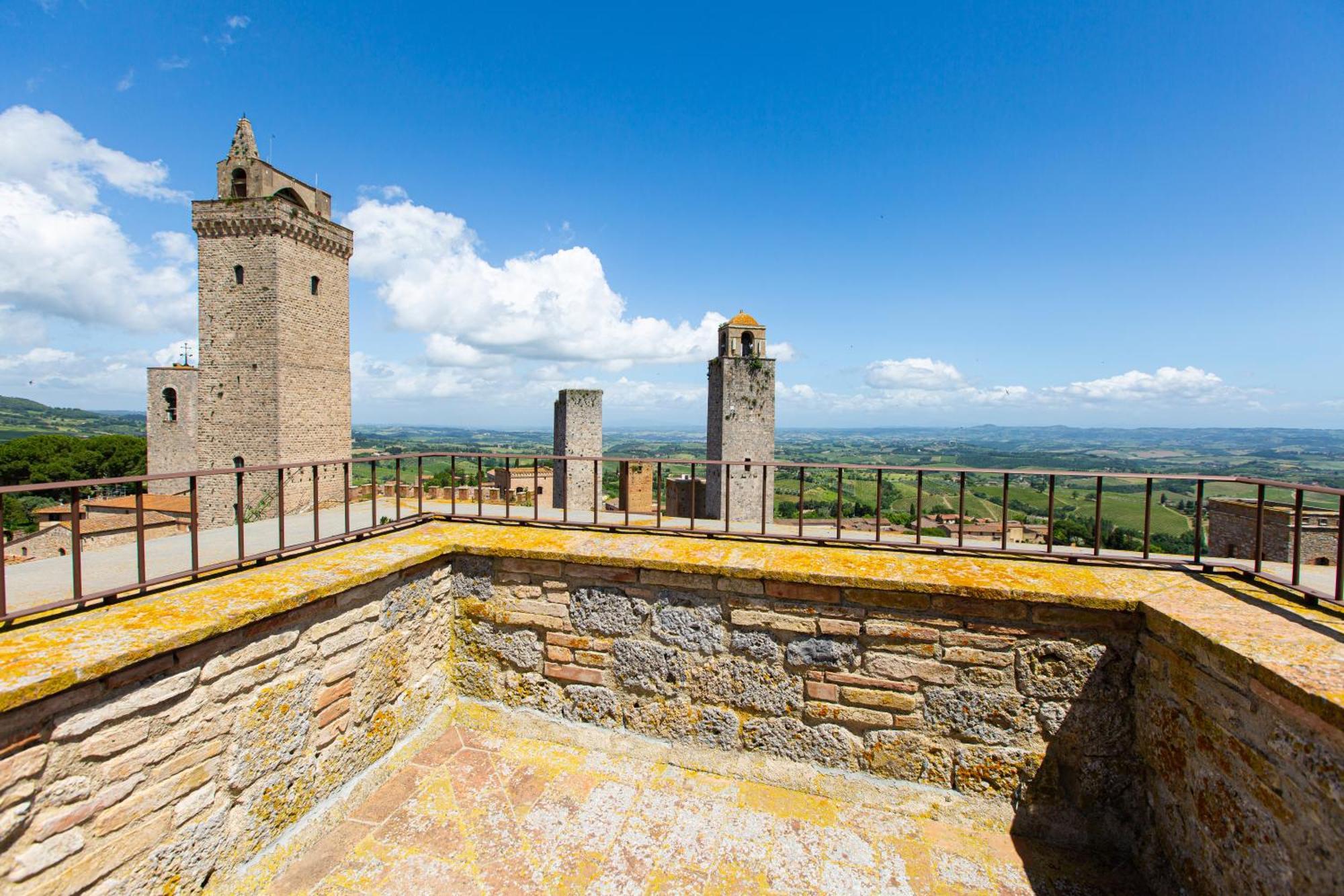 Appartamento The Artists' Tower - Amazing View From The Tower San Gimignano Esterno foto