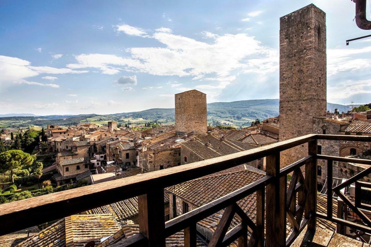 Appartamento The Artists' Tower - Amazing View From The Tower San Gimignano Esterno foto